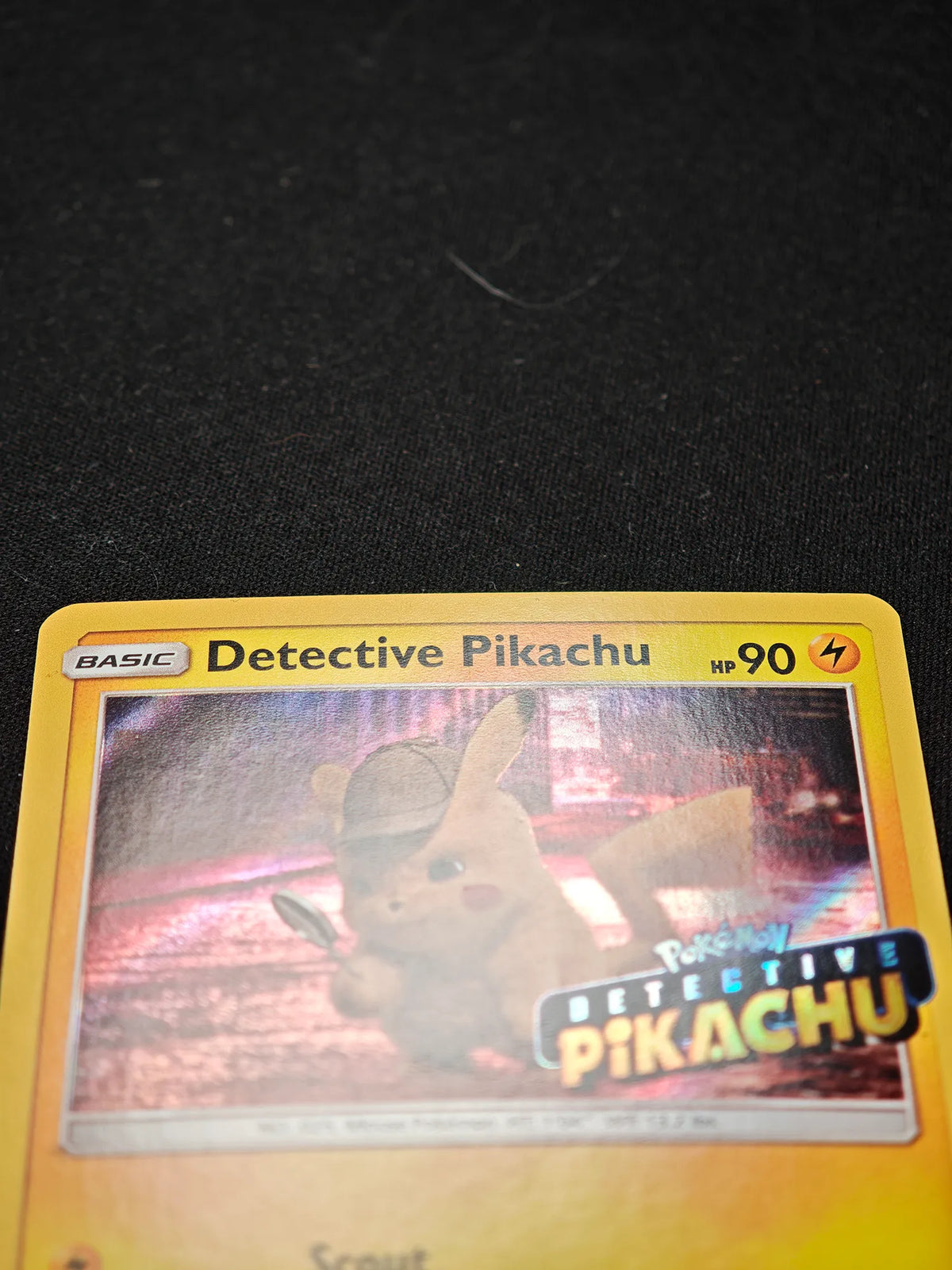 Detective Pikachu (SM170) - Sun & Moon Black Star Promos